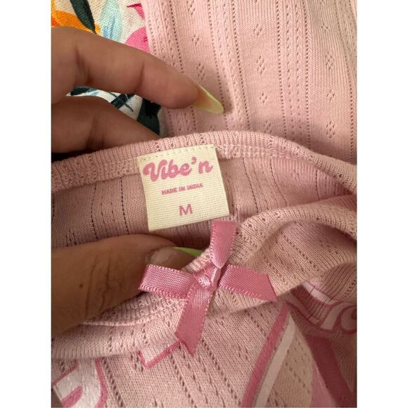 Vibe’n pink tank top size medium - Picture 8 of 8